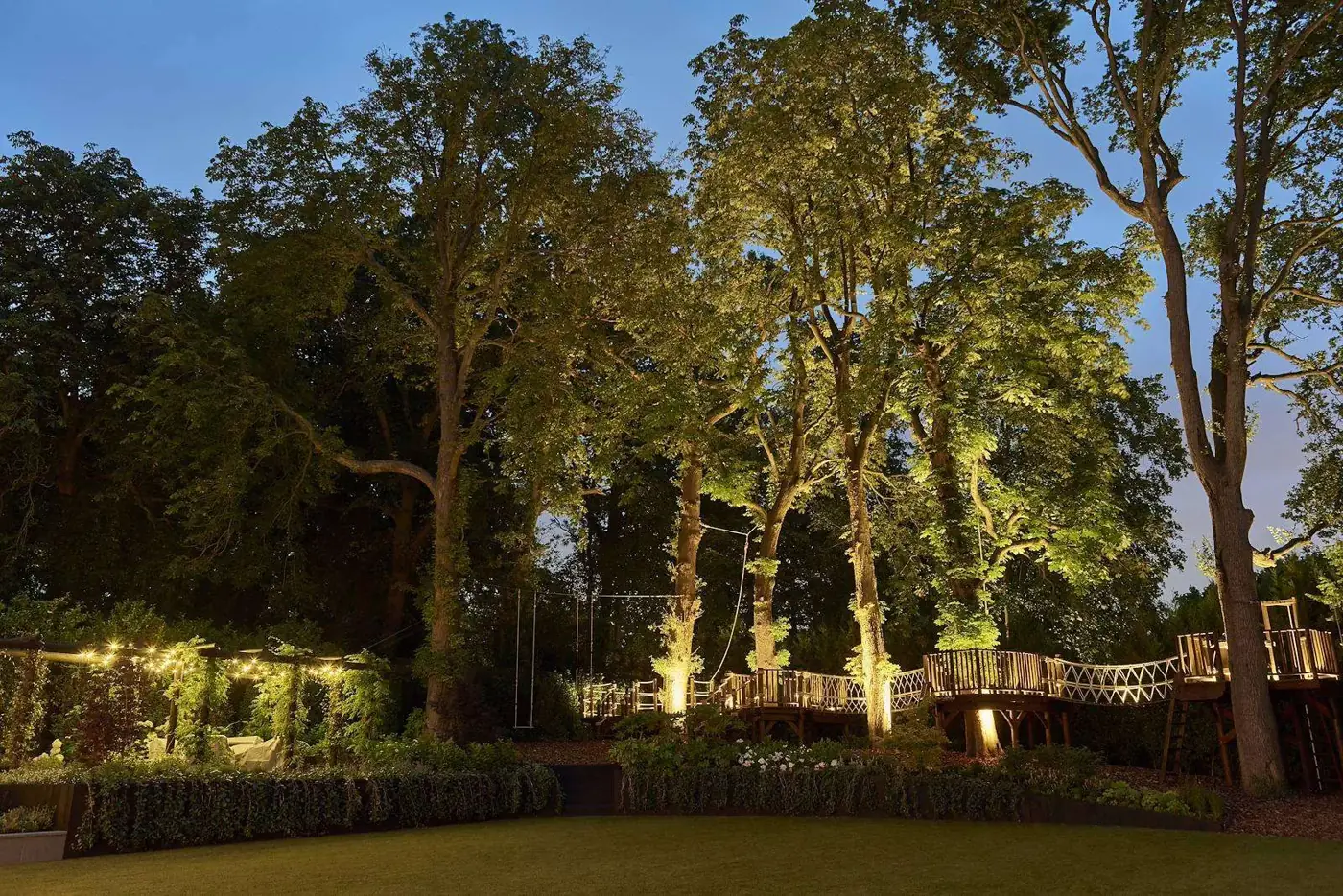 Garden and landscape lighting, Luxury home, Hertfordshire